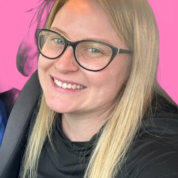 Domestic cleaner, Kensington and Fairfield - Ana