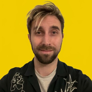 Domestic cleaner, Northumberland Heath - Dominik