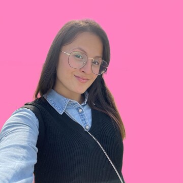 Domestic cleaner, Graveney - Yenni Carolina