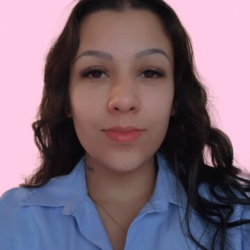 Domestic cleaner, Stamford - Wictoria