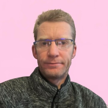 Domestic cleaner, Nelson Portsmouth - Robert