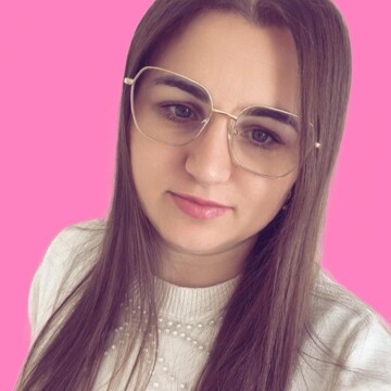 Domestic cleaner, Goodmayes - Alexandrina