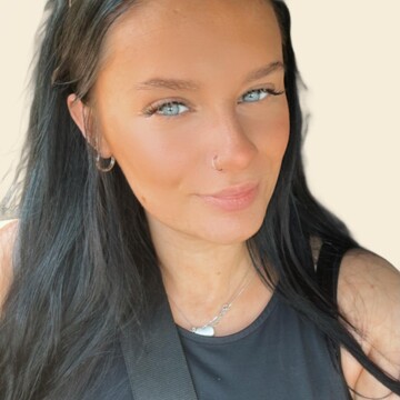 Domestic cleaner, Twyford - Jagoda