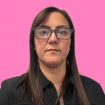 Domestic cleaner, Rumworth - Nelsione