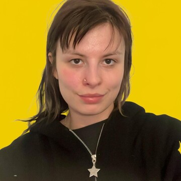 Domestic cleaner, Shacklewell - Dakota