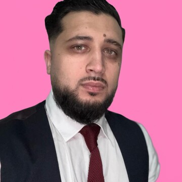 Domestic cleaner, Castle Leicester - Lukas