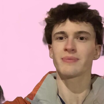 Domestic cleaner, Central Bristol - Zachary