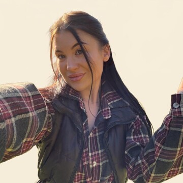 Domestic cleaner, Little Venice - Tetiana