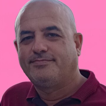 Domestic cleaner, King's Hedges - Seyed Mehdi