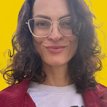 Domestic cleaner, Brixton Hill - Larissa