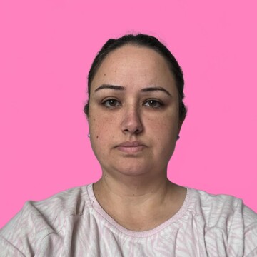 Domestic cleaner, Dollis Hill - Poliana