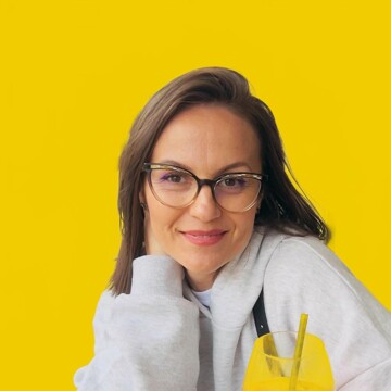 Domestic cleaner, Leggatts - Emilia