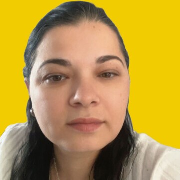 Domestic cleaner, High Town - Corina Alina