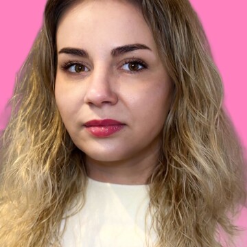 Domestic cleaner, Cathall - Florentina