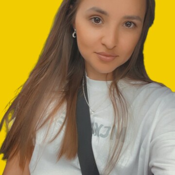 Domestic cleaner, Harold Wood - Elena