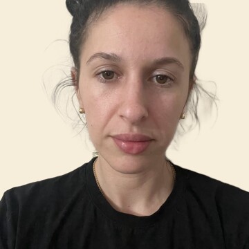 Domestic cleaner, Westcotes - Ileana Maria