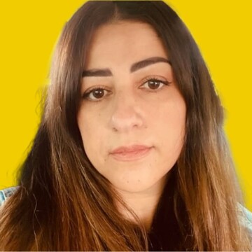 Domestic cleaner, Canons - Inna