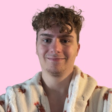 Domestic cleaner, Challney - Rian