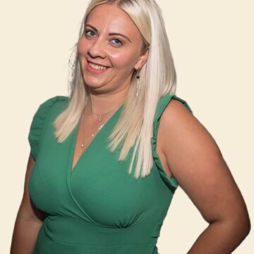 Domestic cleaner, Cherrywood - Andreea