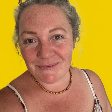 Domestic cleaner, Bray - Tara