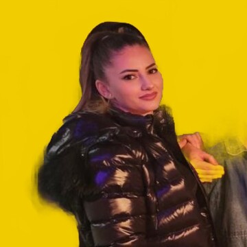 Domestic cleaner, Cathall - Ana-Maria