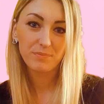 Domestic cleaner, Rowhill - Sara