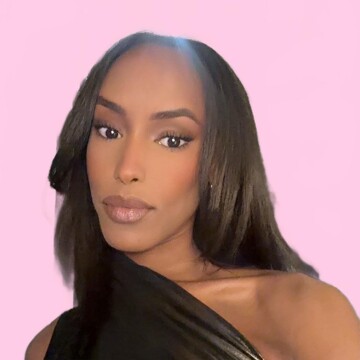 Domestic cleaner, Evelyn - Munira