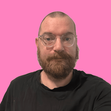 Domestic cleaner, Biscot - James