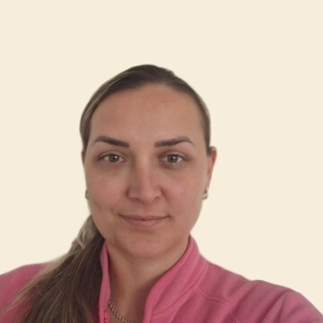 Domestic cleaner, Berridge - Iliyana