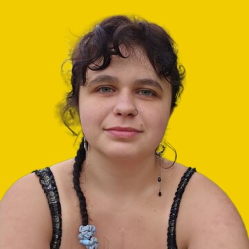 Domestic cleaner, Maiden Erlegh - Paulina Maria