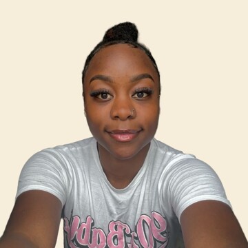 Domestic cleaner, Southcourt - Latanya