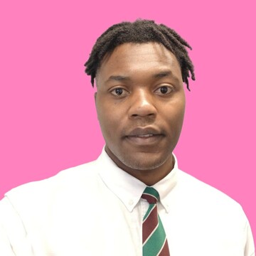 Domestic cleaner, De Bruce - Prince