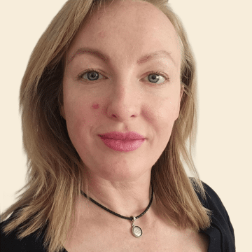 Hairdresser at home, Rayners Lane - Ewelina