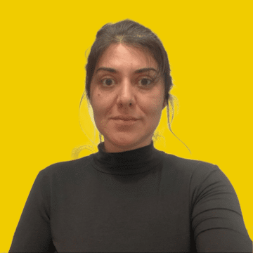 Domestic cleaner, Canary Wharf - Talita Milena