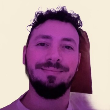 Domestic cleaner, Cann Hall london - Bruno