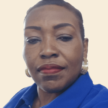Domestic cleaner, Hackney Wick London - Abran Chantal