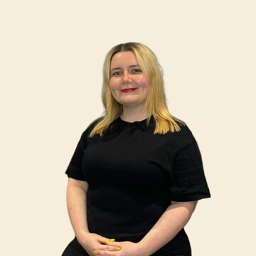 Hairdresser at home, De Beauvoir - Joanna