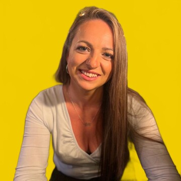 Domestic cleaner, Brimington North - Kelly