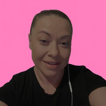 Domestic cleaner, Grove Park - Emilia Stefania