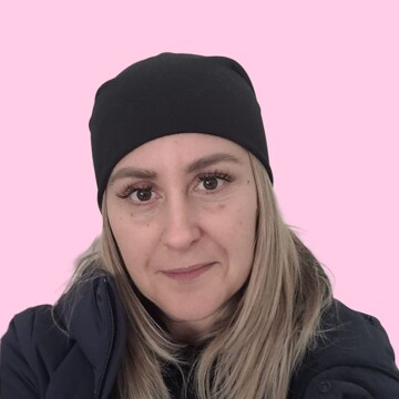 Domestic cleaner, Cathall - Andreea