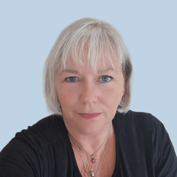 Beautician at home, Becontree - Susannah