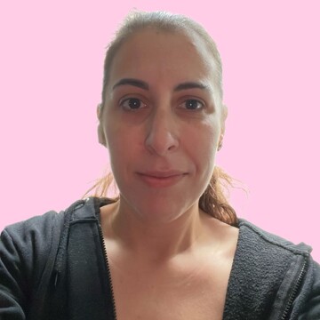 Domestic cleaner, Woodside London - Nicole