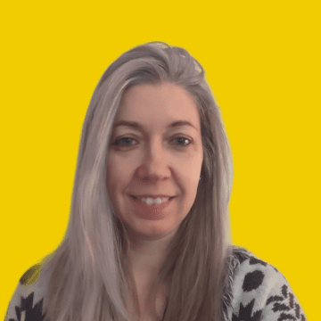 Domestic cleaner, Southfields London - Stella