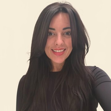 Hairdresser at home, South Richmond - Tiffany