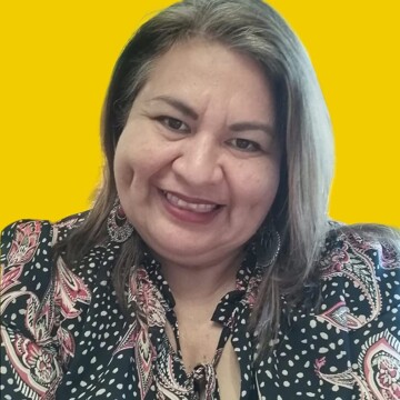 Domestic cleaner, Roe Lee - Cristina