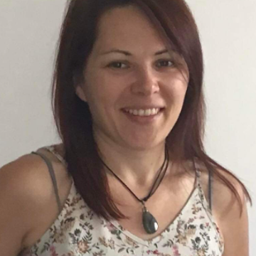 Coiffeuse à domicile, Nice - Justine