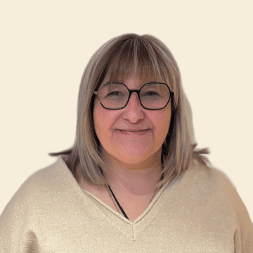 Coiffeuse à domicile, Sotteville-lès-Rouen - Paula