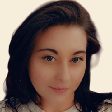 Aide ménagère à domicile, Toulon - Laetitia