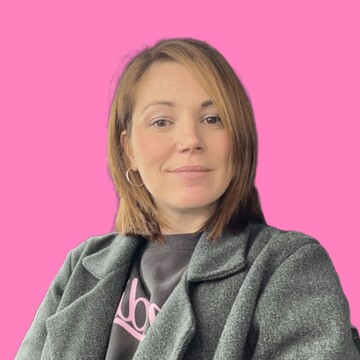 Coiffeuse à domicile, Aulnay-sous-Bois - Angeline