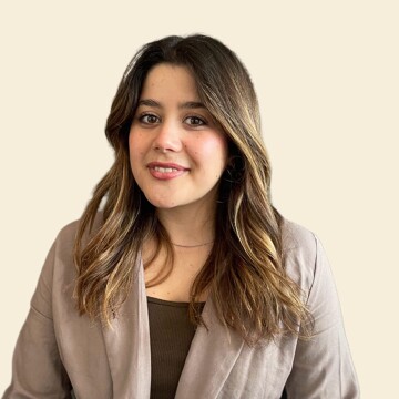 Aide ménagère à domicile, Antibes - Sarah